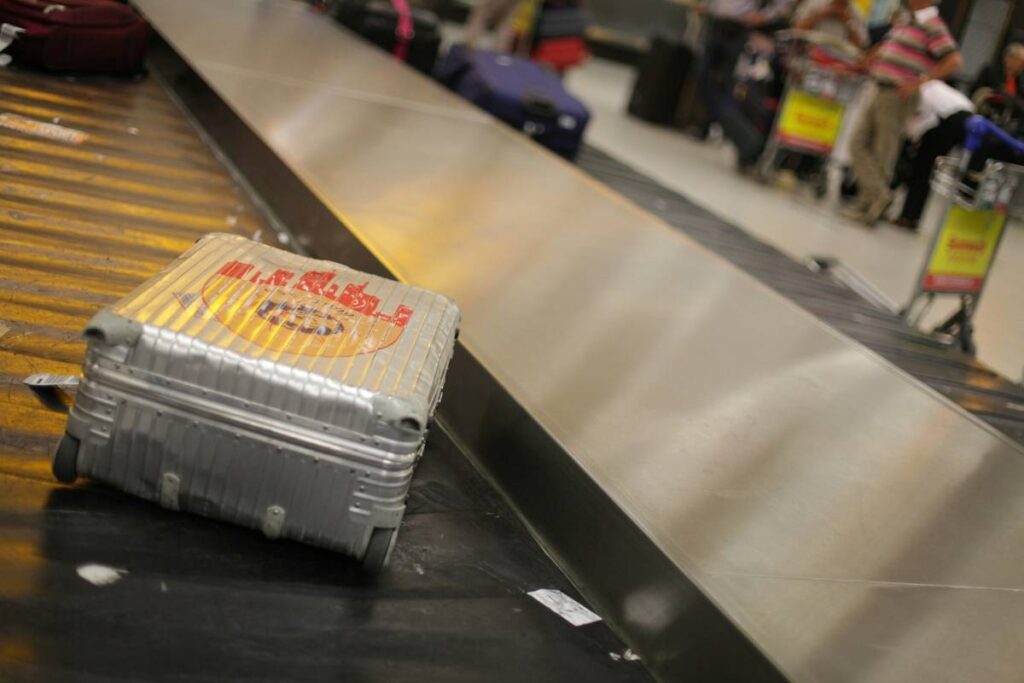 Packing Surfboards for Air Travel: The Only Guide You’ll Actually Trust